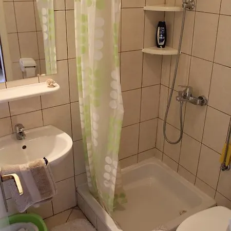 Madlena * Brodarica (Sibenik-Knin)